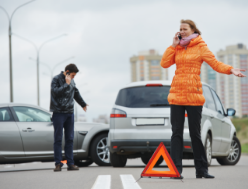 Wenn wir mit dem Mietwagen auf der Straße sind, macht uns das Unternehmen Opfer?